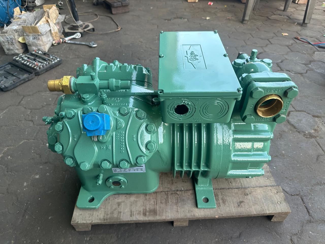 Airconditioning Compressor
